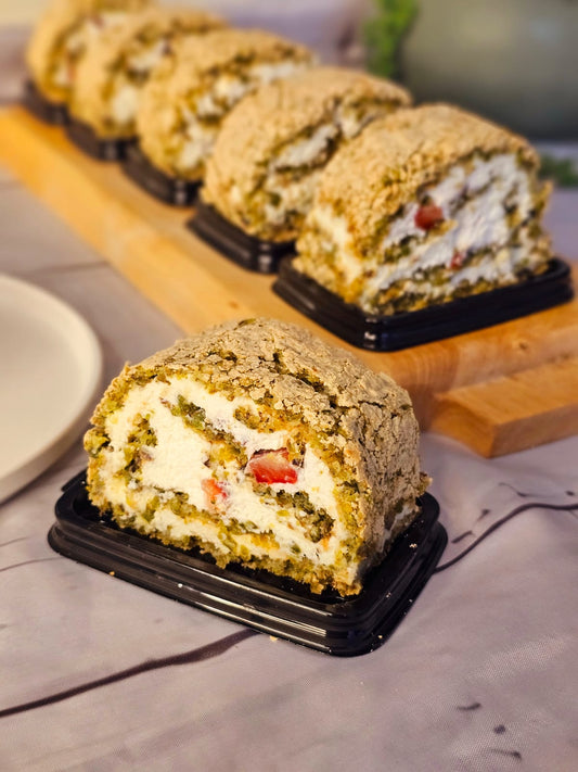 رولادة دكواز الفستق الحلبي 🍰